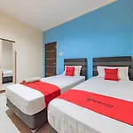 RedDoorz Syariah @ Pangeran Suryanata Samarinda