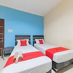 RedDoorz Syariah @ Pangeran Suryanata Samarinda